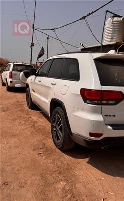 جيب جراند شيروكي